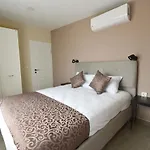 Beyaz Melek Apartament